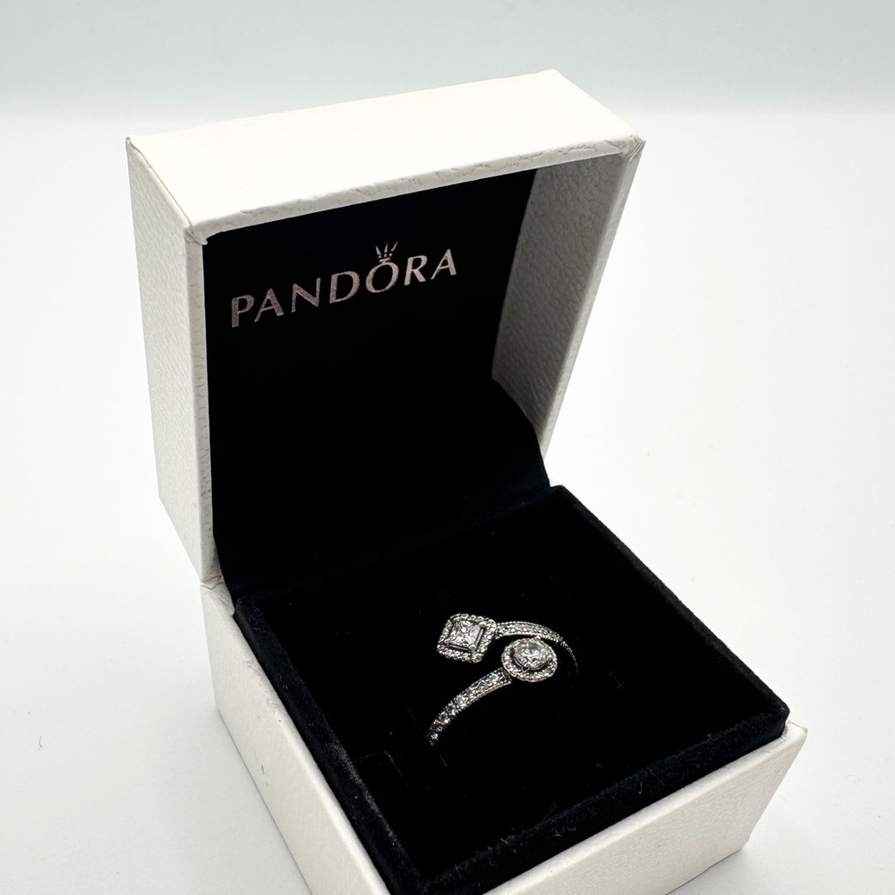 Pre-Owned Authentic Pandora Sparkling Square & Circle Open Ring